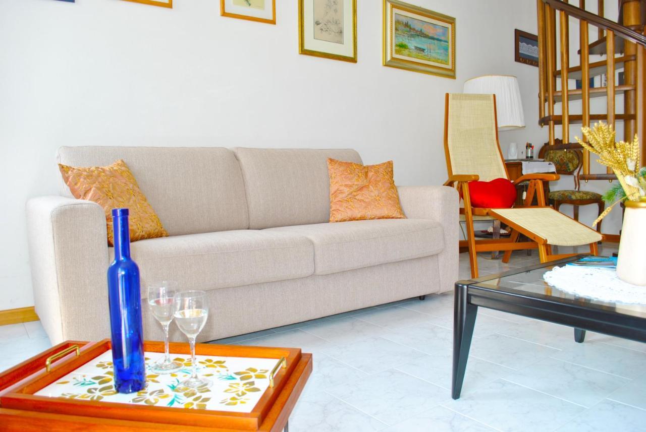 Loft With Big Terrace Lake View Apartment Сала Комачина Екстериор снимка