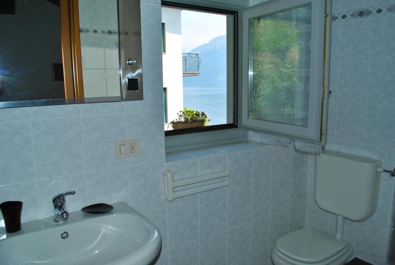 Loft With Big Terrace Lake View Apartment Сала Комачина Екстериор снимка