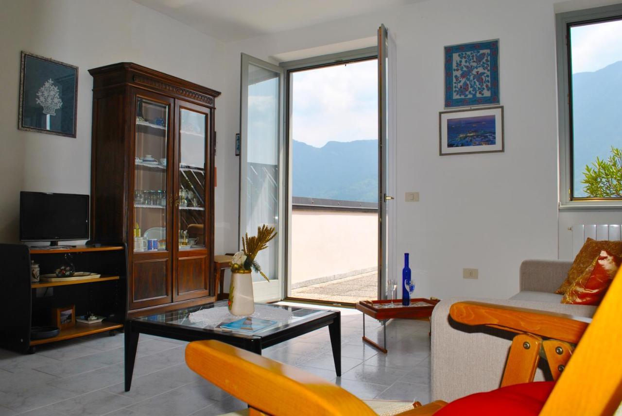 Loft With Big Terrace Lake View Apartment Сала Комачина Екстериор снимка